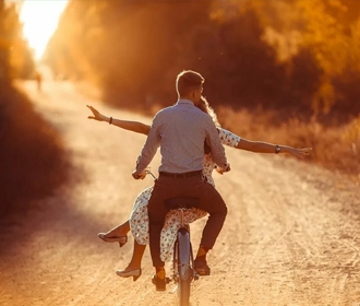 BeeTalk Athbhreithniú 2025